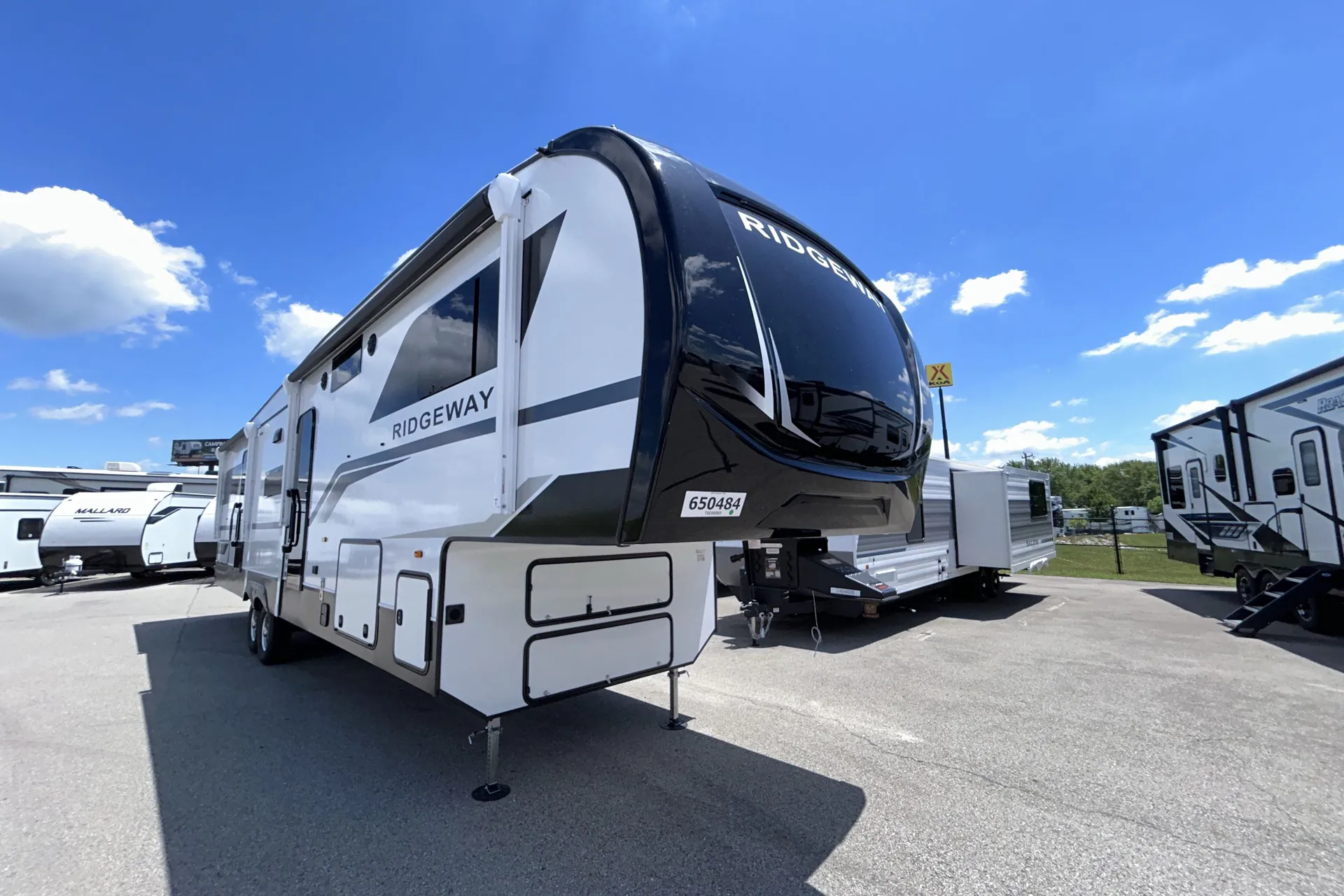 2026 k-z rv Ridgeway 35BH - Photo 2