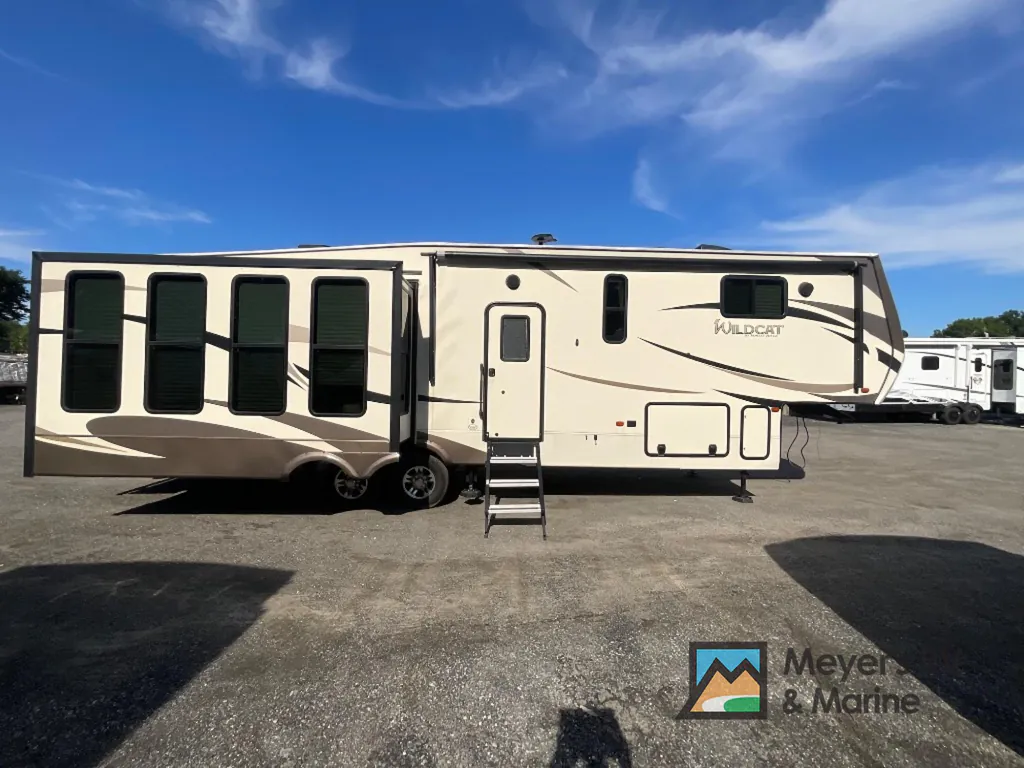 2018 Forest River Wildcat 34WB, Photos photo 10