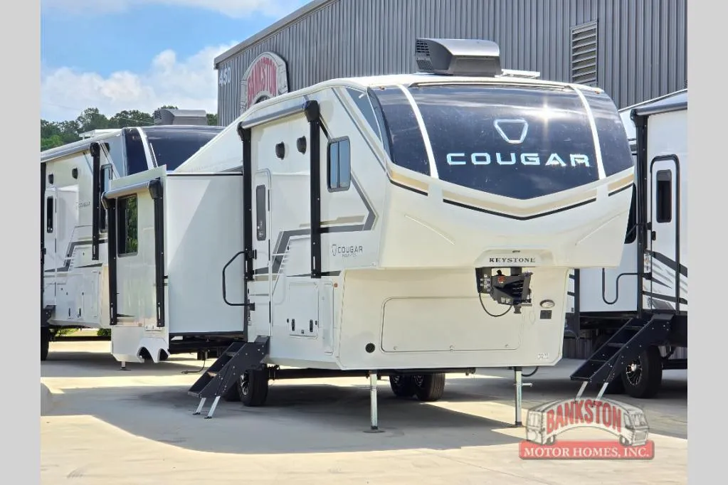 2026 Keystone Cougar Half-Ton 26RKE - Photo 2