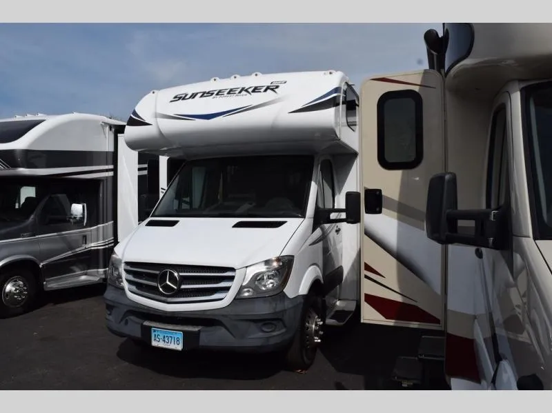 2020 Forest River Sunseeker MBS 2400R - Photo 3