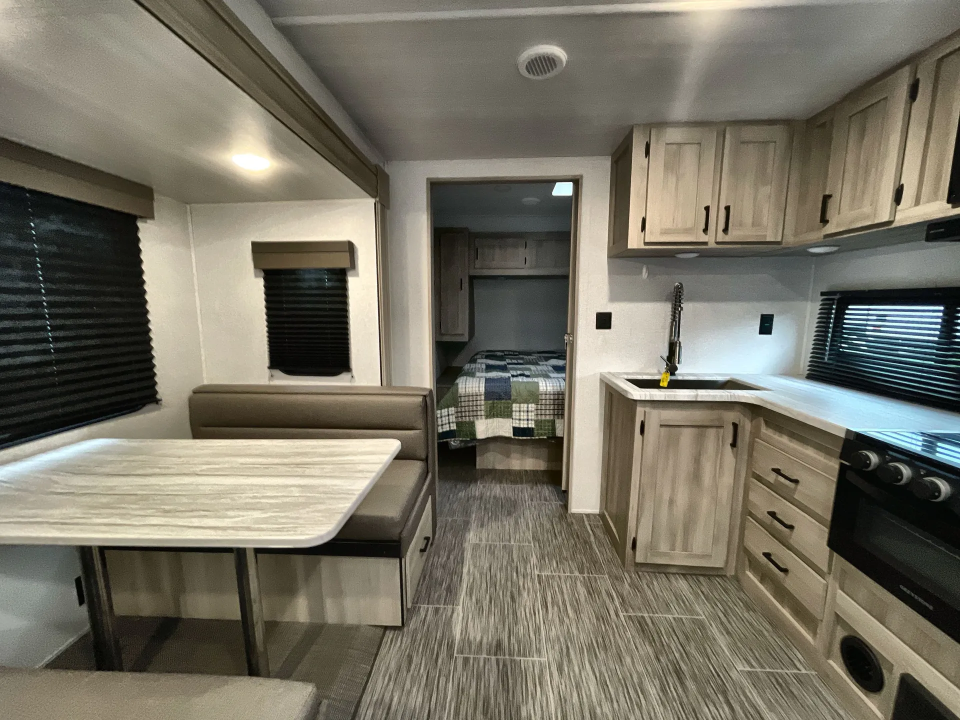 2024 East to West Silver Lake 26KRB — living area main