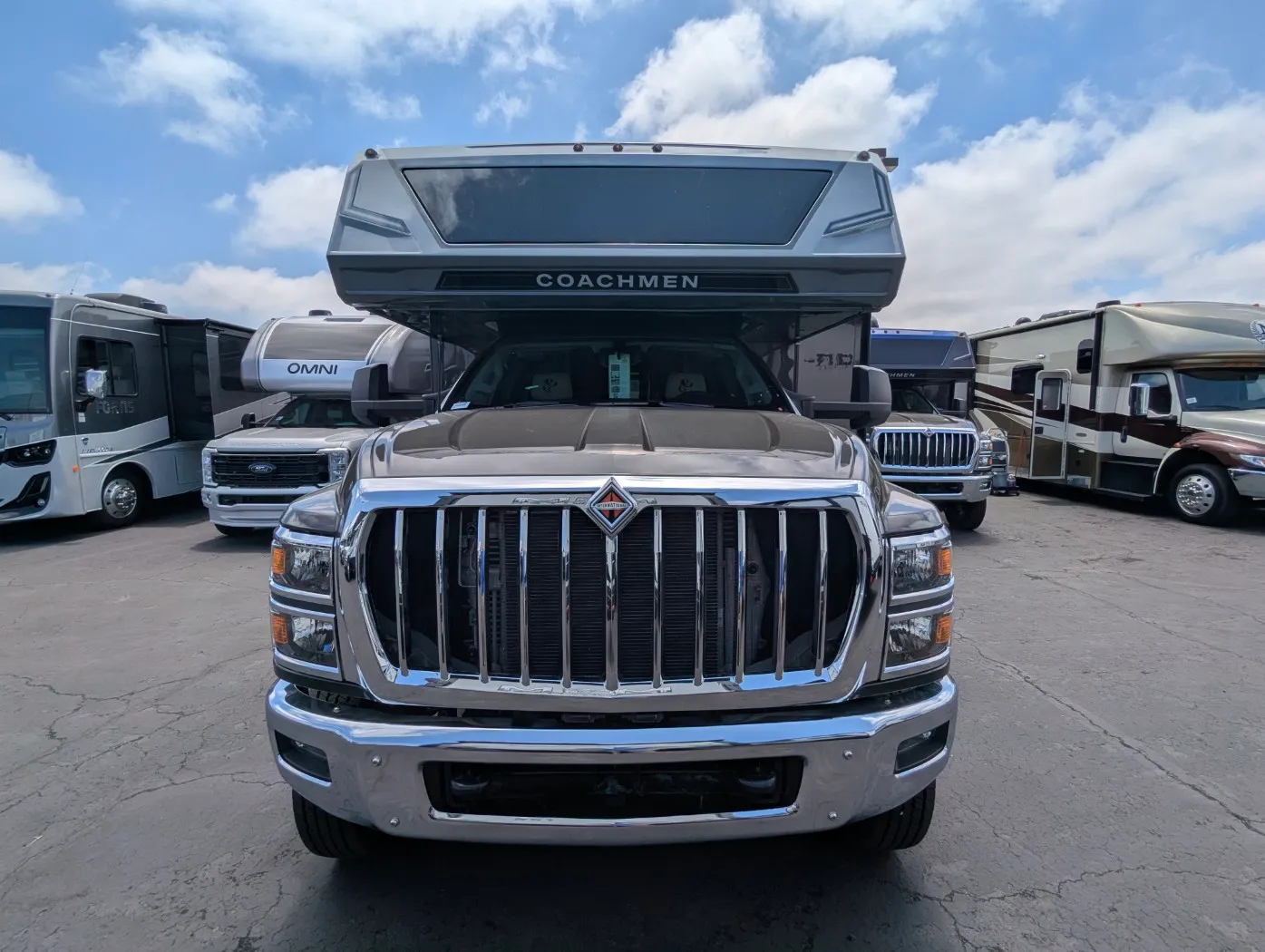 2026 Coachmen Entourage 340BH - Photo 3