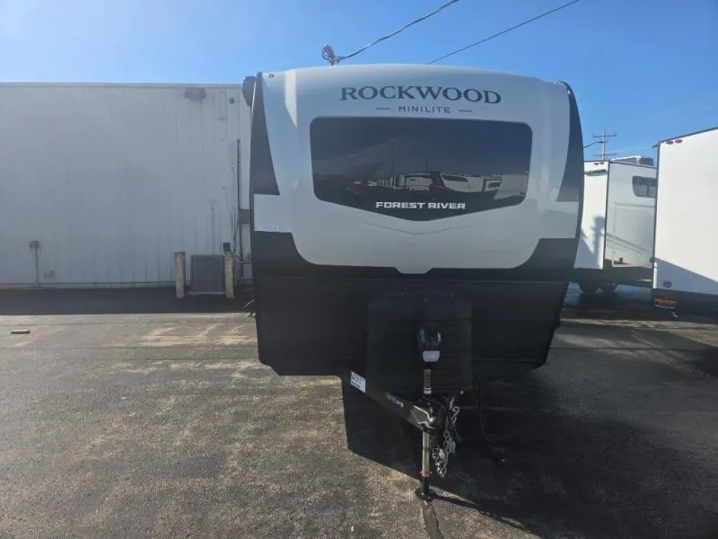 2026 Forest River Rockwood Mini Lite 2205S - Photo 3