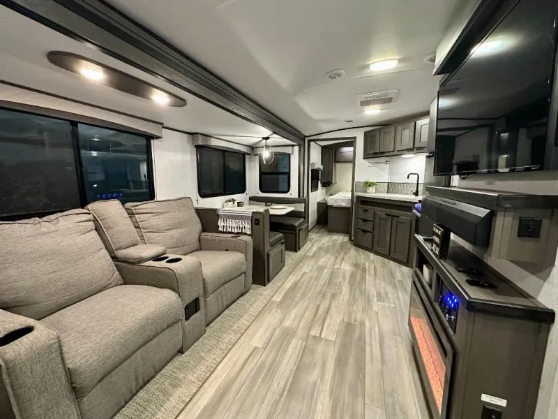 2022 Cruiser RV Embrace EL250 - Photo 3