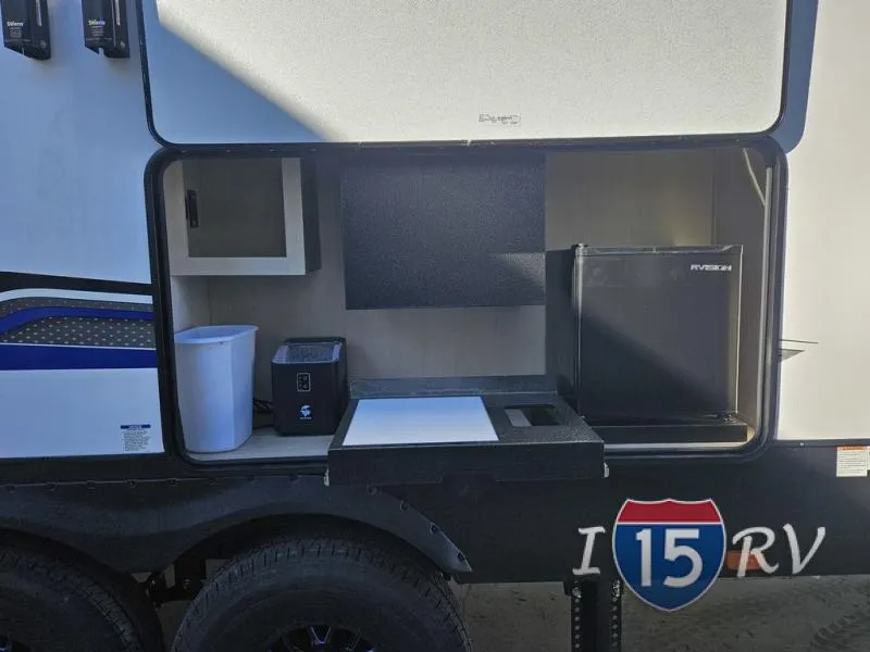 2026 Forest River RV Cherokee Rogue Armored New    4015 - Photo 4