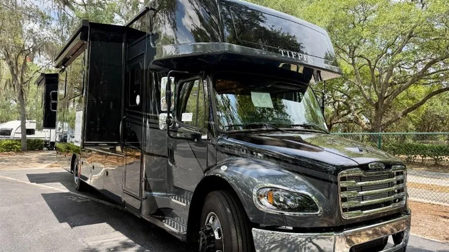 2026 Tiffin Allegro Bay 38 AB - Photo 3
