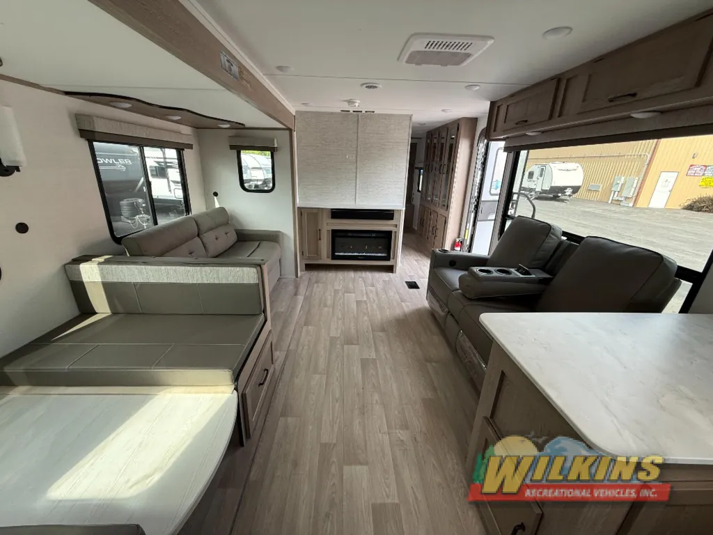 2026 Gulf Stream Conquest 295SBW, Photos photo 9