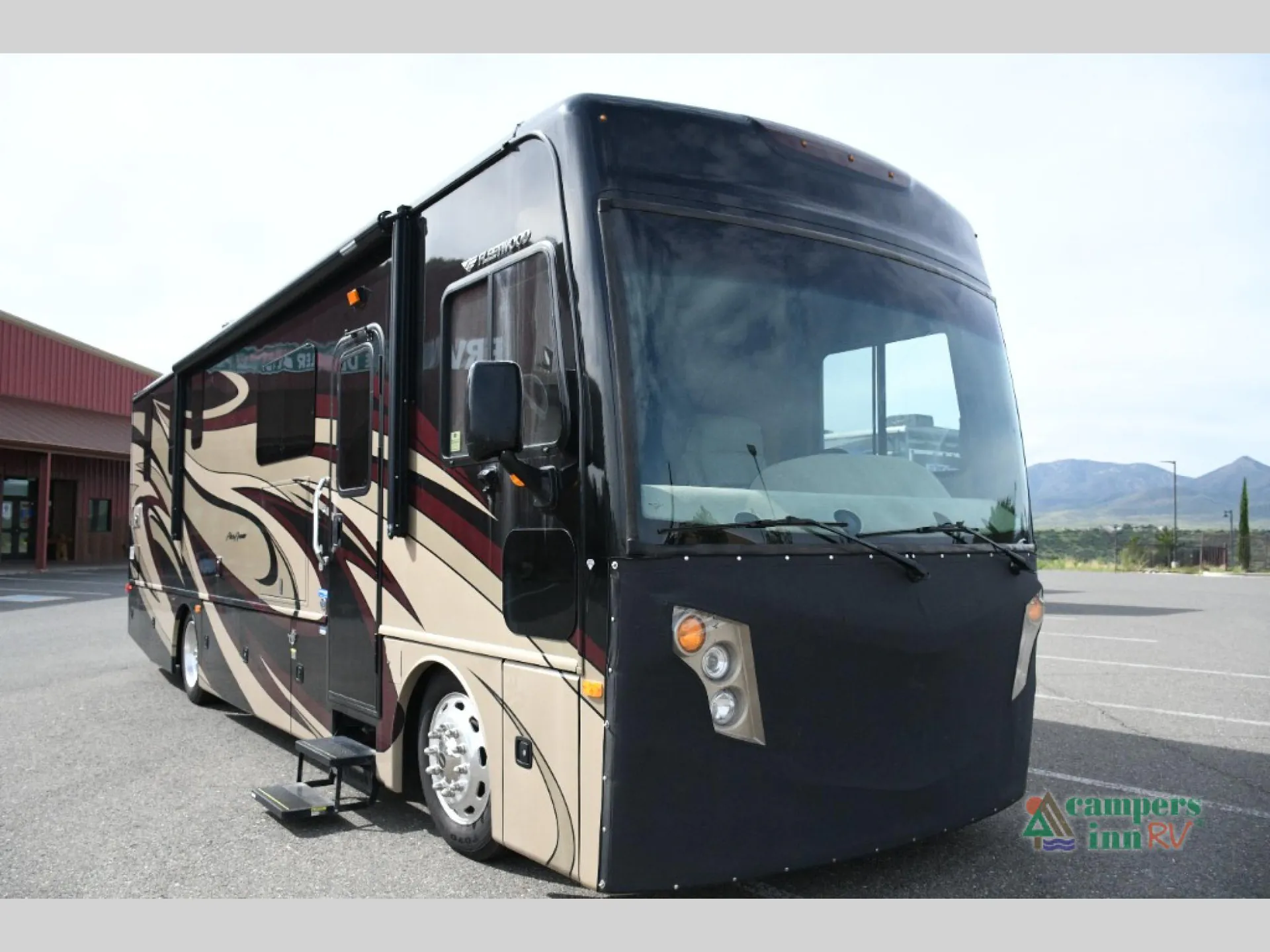 2017 Fleetwood Pace Arrow 33D - Photo 2
