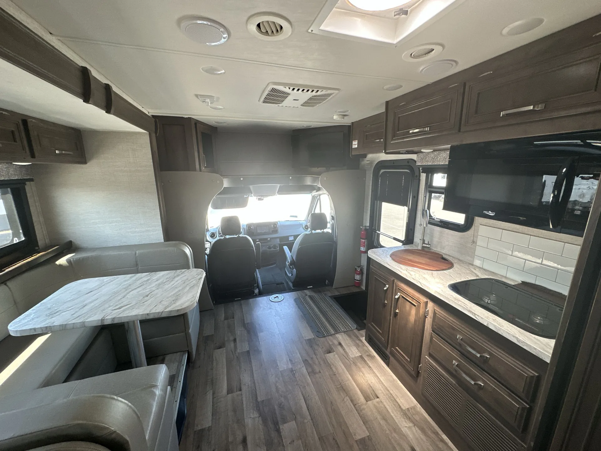 2021 Jayco Melbourne 24L — living area main