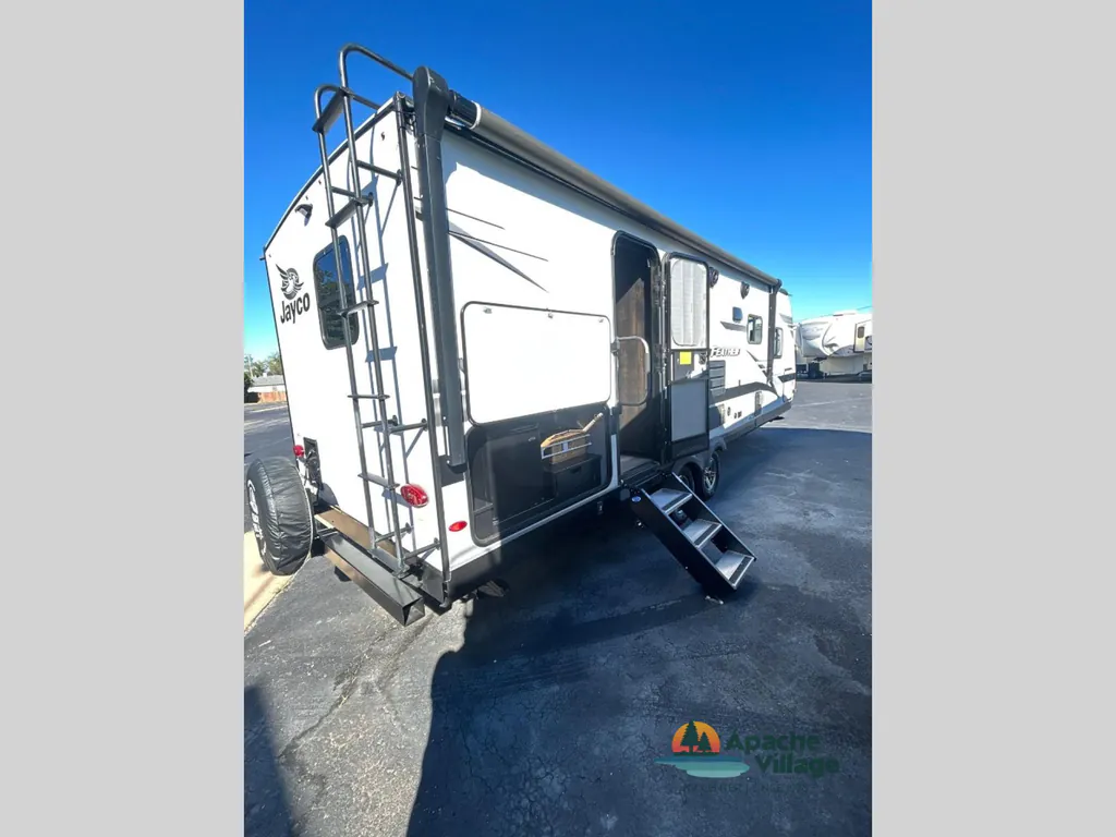 2022 Jayco Jay Feather 25RB, Photos photo 5