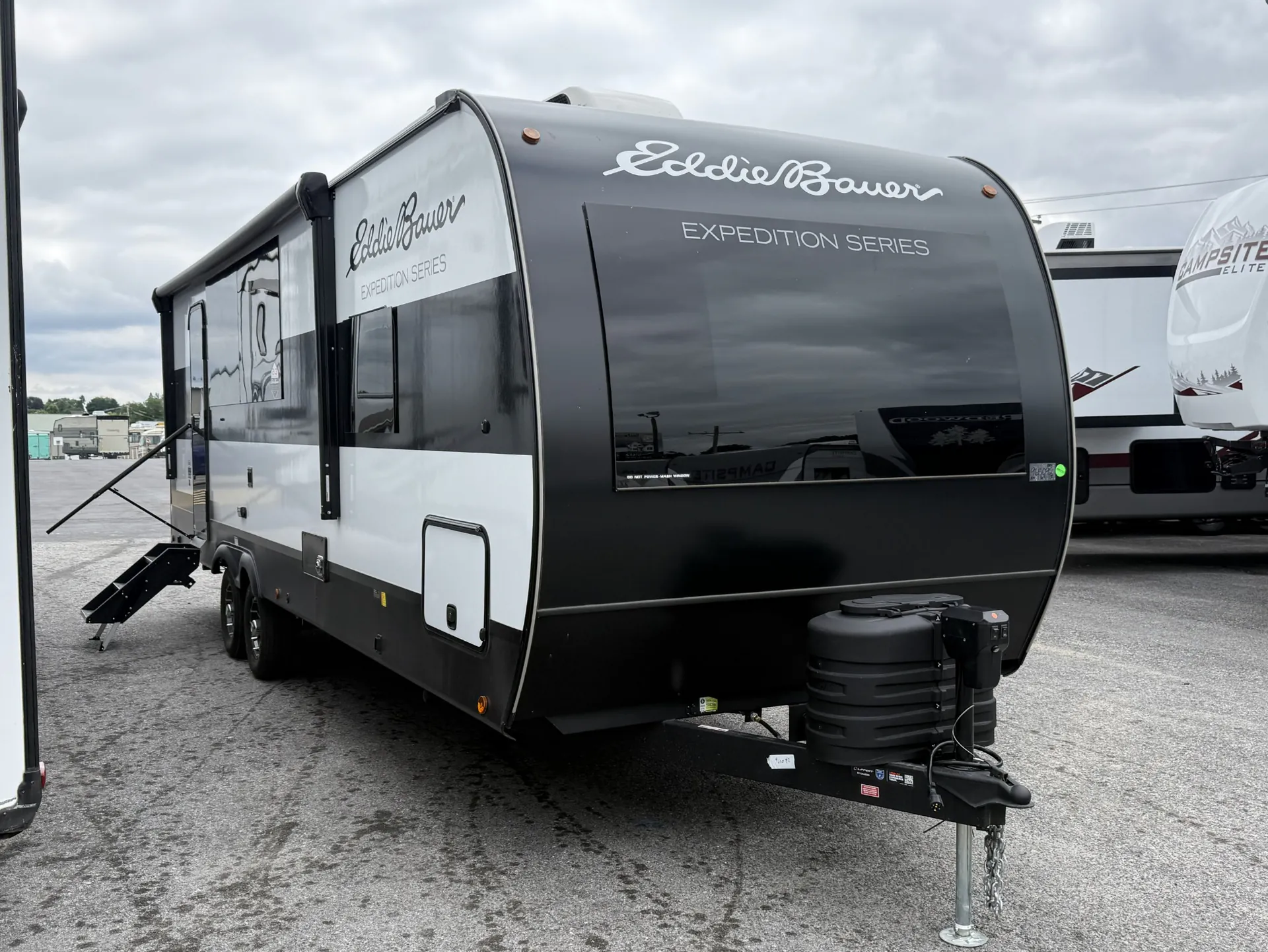 2027 Keystone Eddie Bauer Expedition 265RB - Main photo