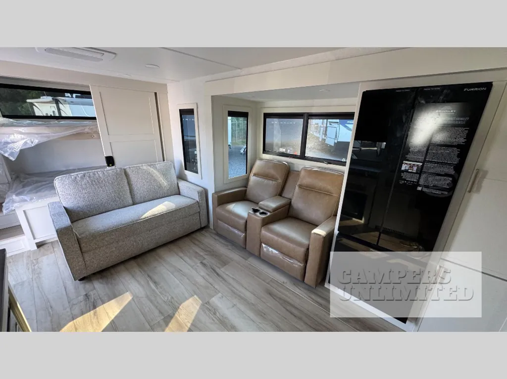 2026 Brinkley Model I 294, Photos photo 15