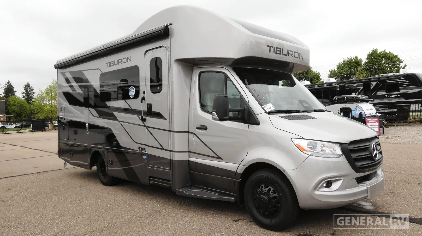 2027 Thor Motor Coach Tiburon Sprinter 24FB - Photo 2