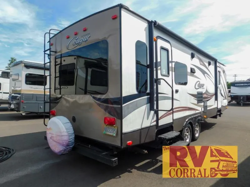 2015 Keystone RV Cougar Half-Ton Series 28RLSWE - Photo 3