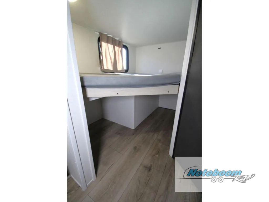 2025 Shasta RVs i-5 Edition 525BHS, Photos photo 15