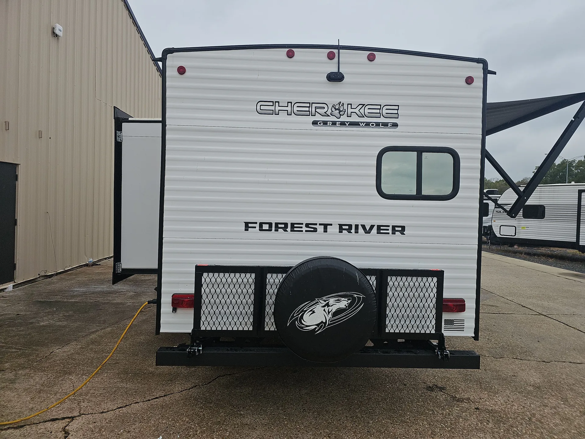 2025 Forest River Cherokee Grey Wolf 26SS — off campside
