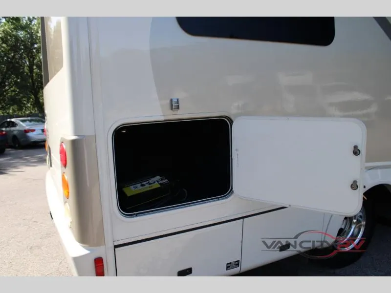 2014 Leisure Travel Unity 24TB - Photo 2