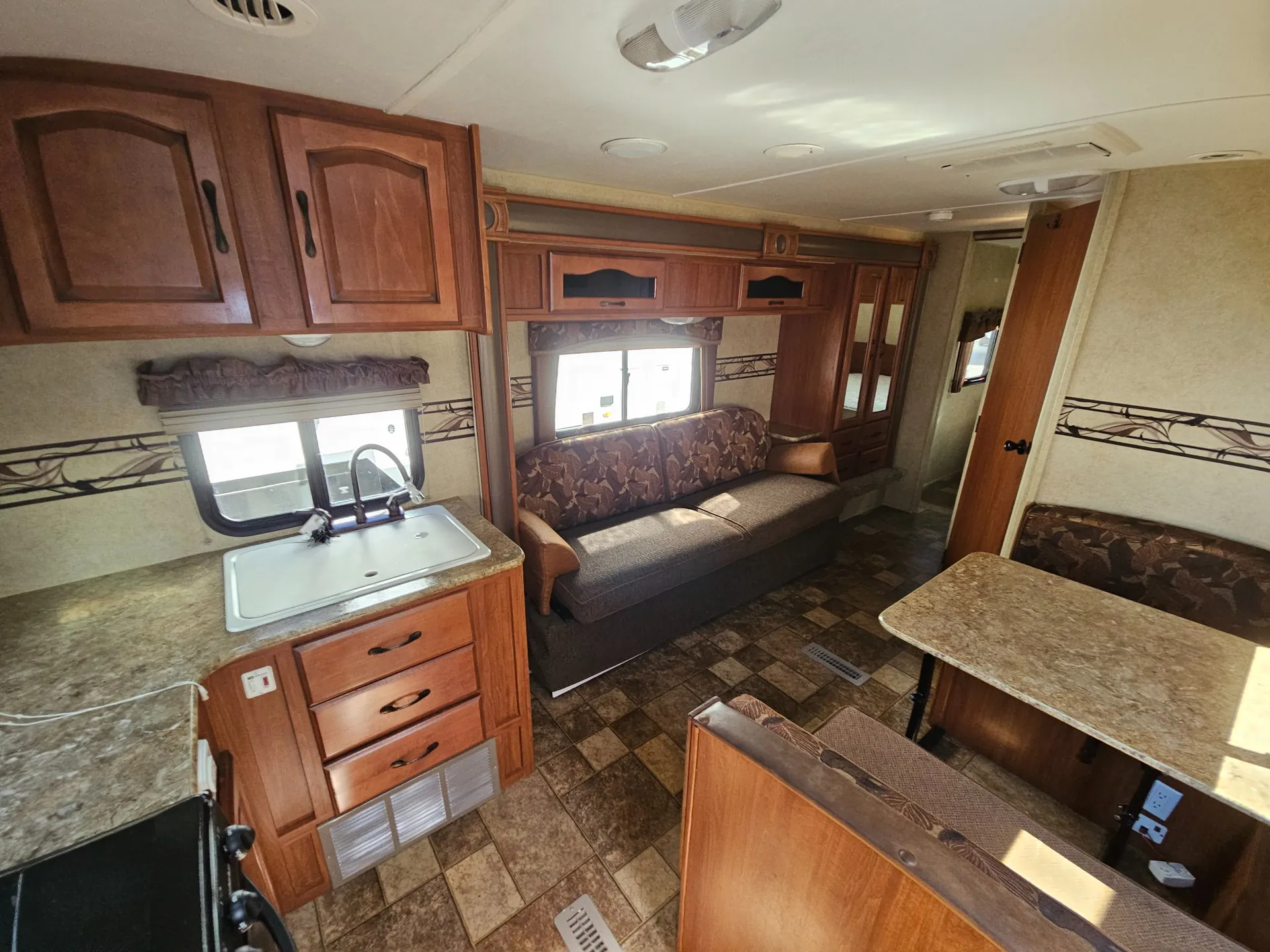 2012 Forest River Surveyor SV-264 — Photo 5