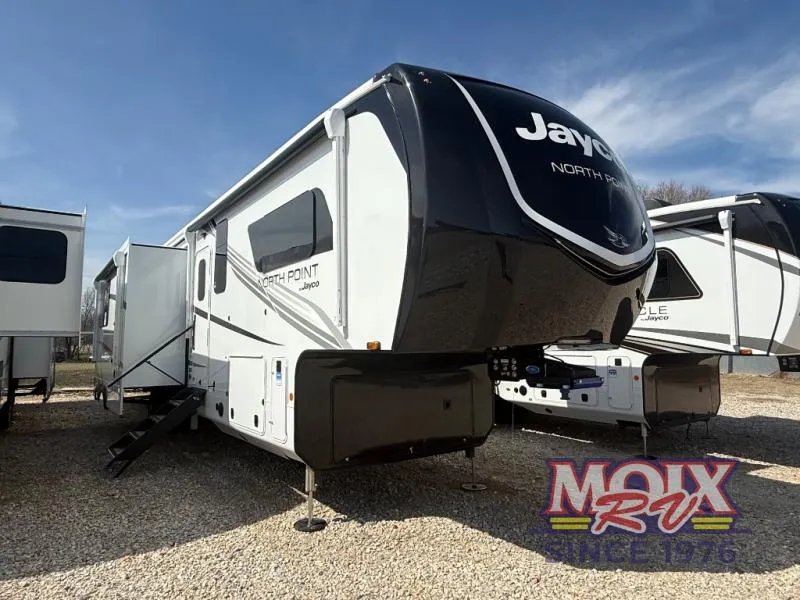 2026 Jayco North Point 395DSDB - Photo 2