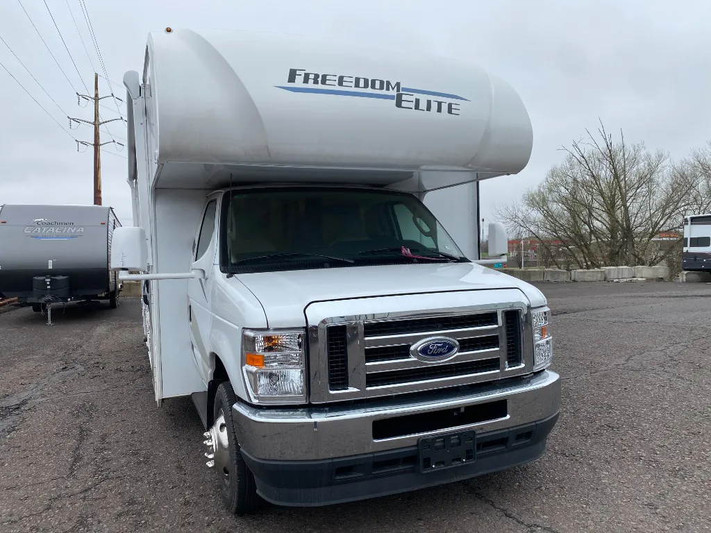 2024 Thor Motor Coach Freedom Elite 27HE, Photos photo 3