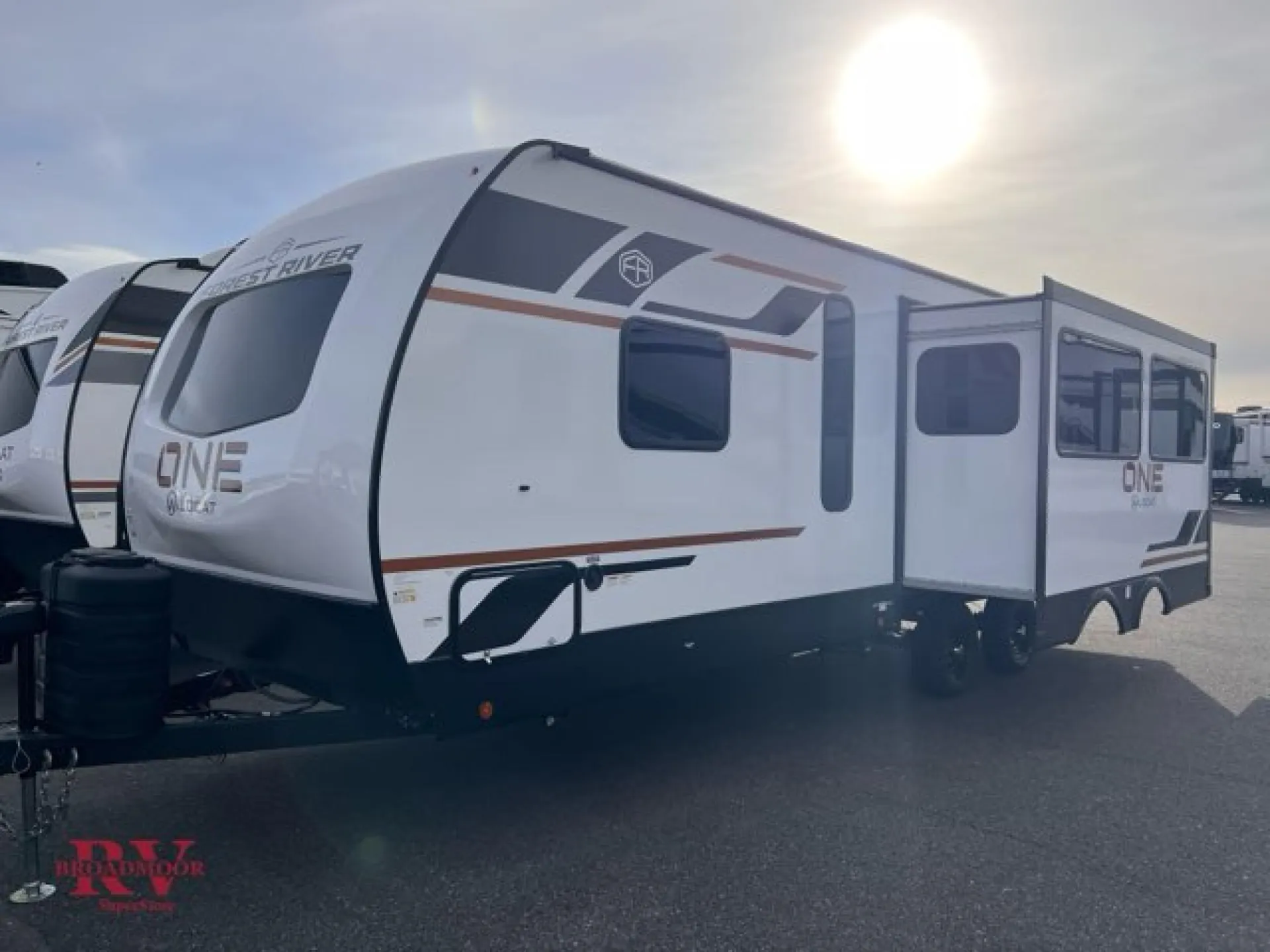 2026 Forest River Wildcat ONE 251CHEF - Photo 3