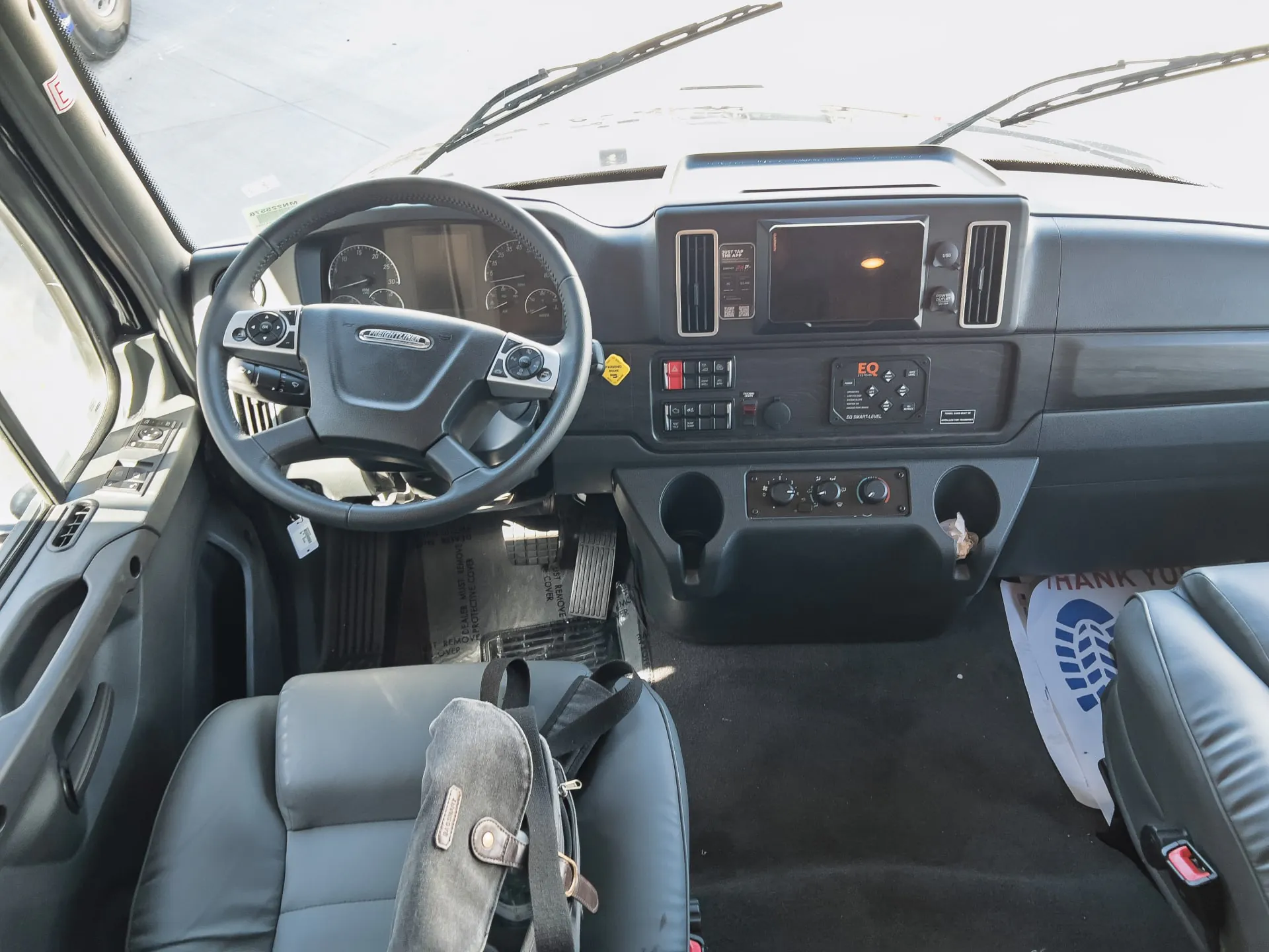 2026 Renegade RV Valencia 36SB - Photo 3