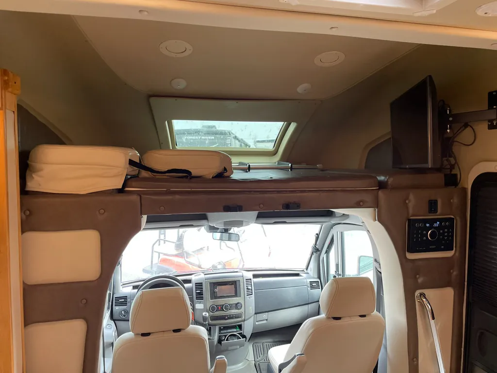 2017 Tiffin Wayfarer 24 QW, Photos photo 13