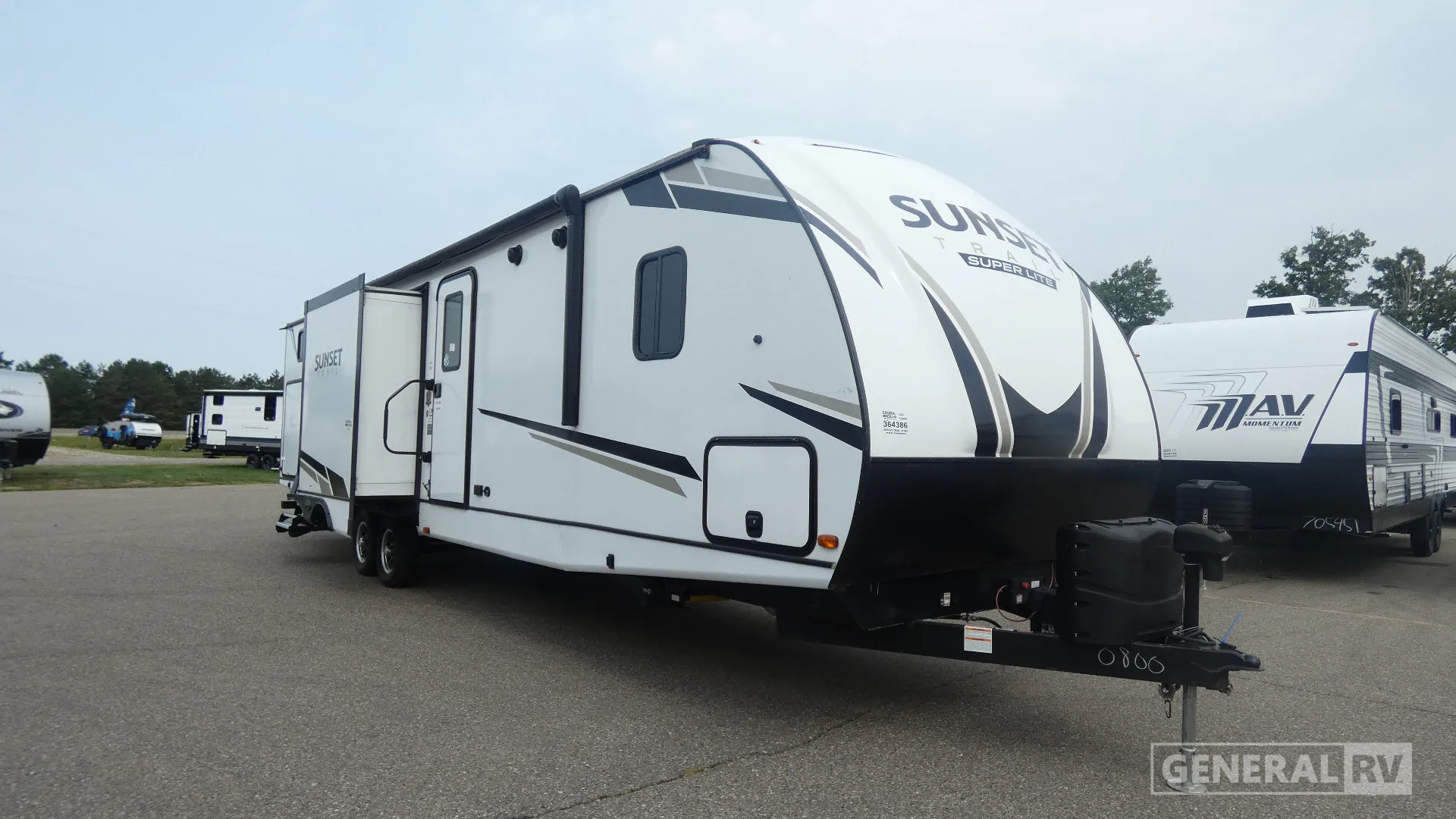2022 CrossRoads Sunset Trail Super Lite SS331BH - Photo 2