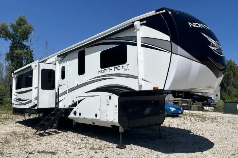 2022 Jayco North Point 340CKTS - Photo 2