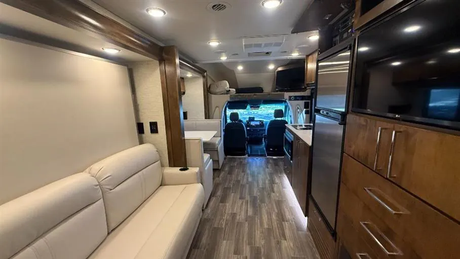 2020 Tiffin Wayfarer 25 RW, Photos photo 20