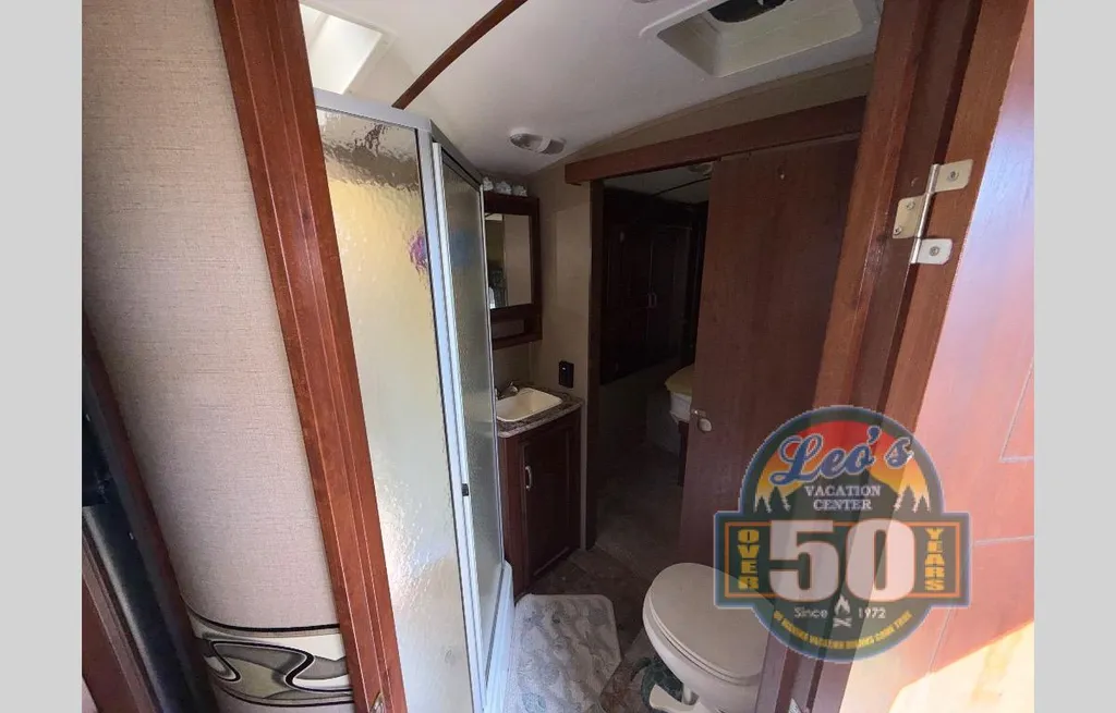 2015 Keystone Outback 298RE, Photos photo 18