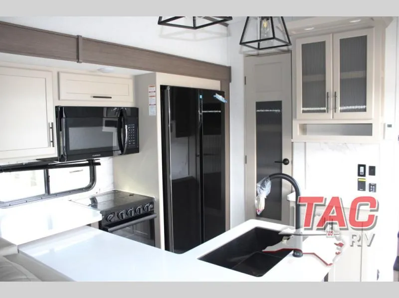 2027 Keystone Cougar 320RDS - Photo 4