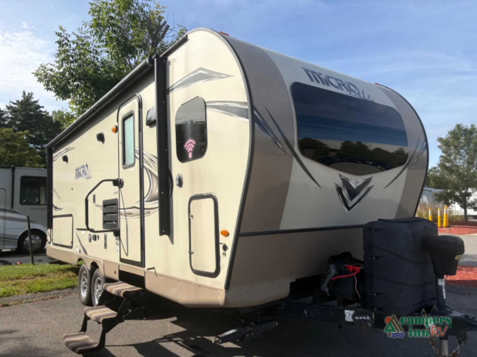 2018 Forest River Flagstaff Micro Lite 25FKS