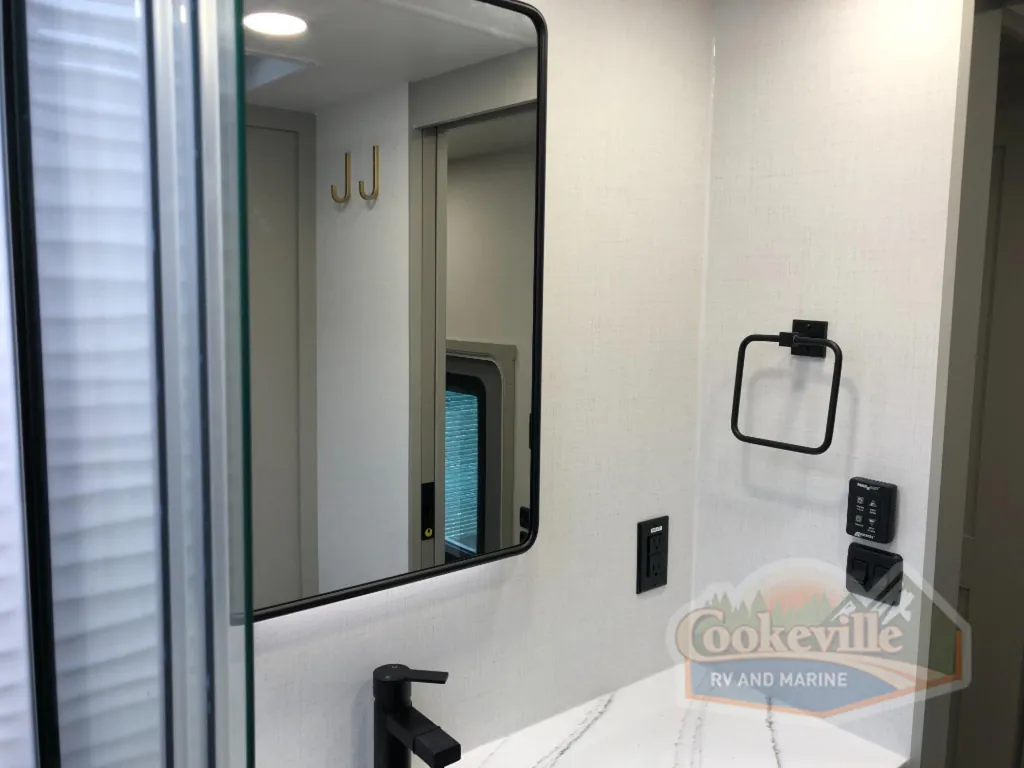 2026 Brinkley Model G 3970, Photos photo 20