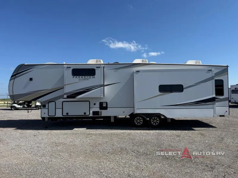 2022 Alliance RV Paradigm 370FB - Photo 3