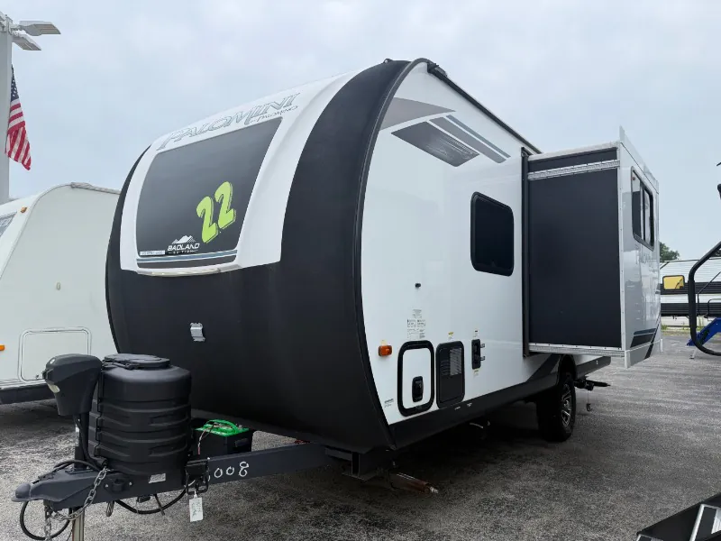 2022 Palomino PaloMini 186RBS - Photo 2