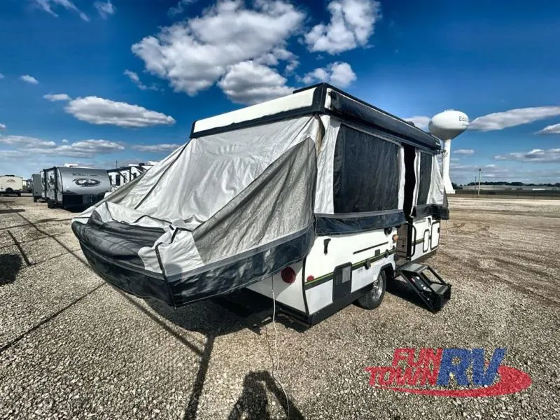 2019 Forest River RV Rockwood Premier 2516G - Photo 3