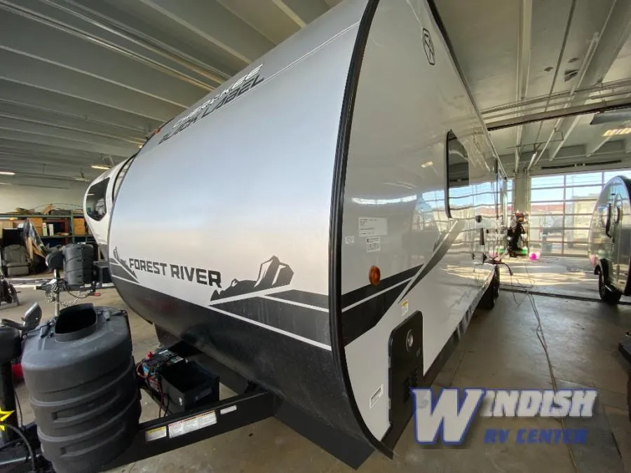 2025 Forest River Cherokee Grey Wolf 24RRT - Photo 3