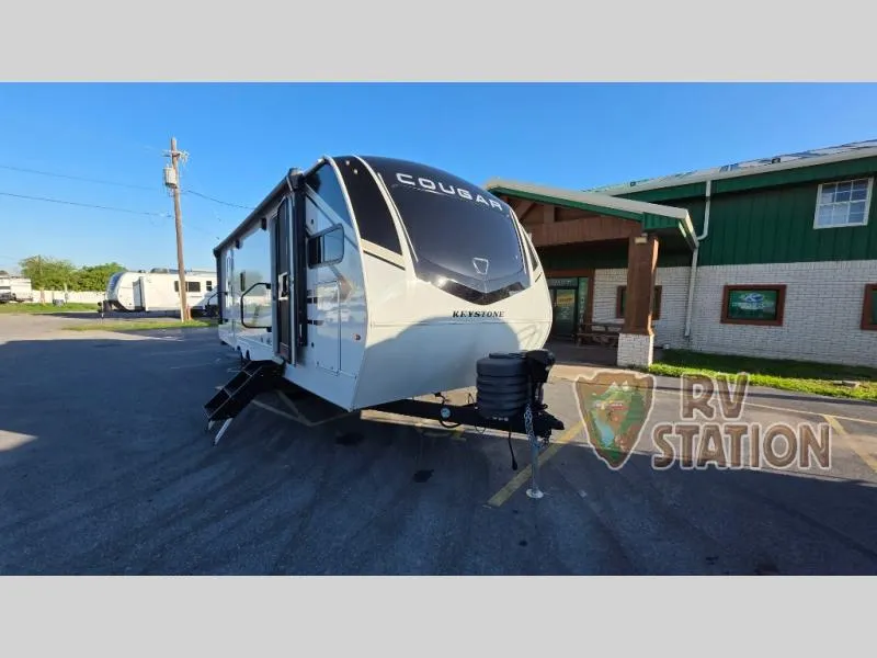 2026 Keystone RV Cougar Half-Ton 25FKD - Photo 2