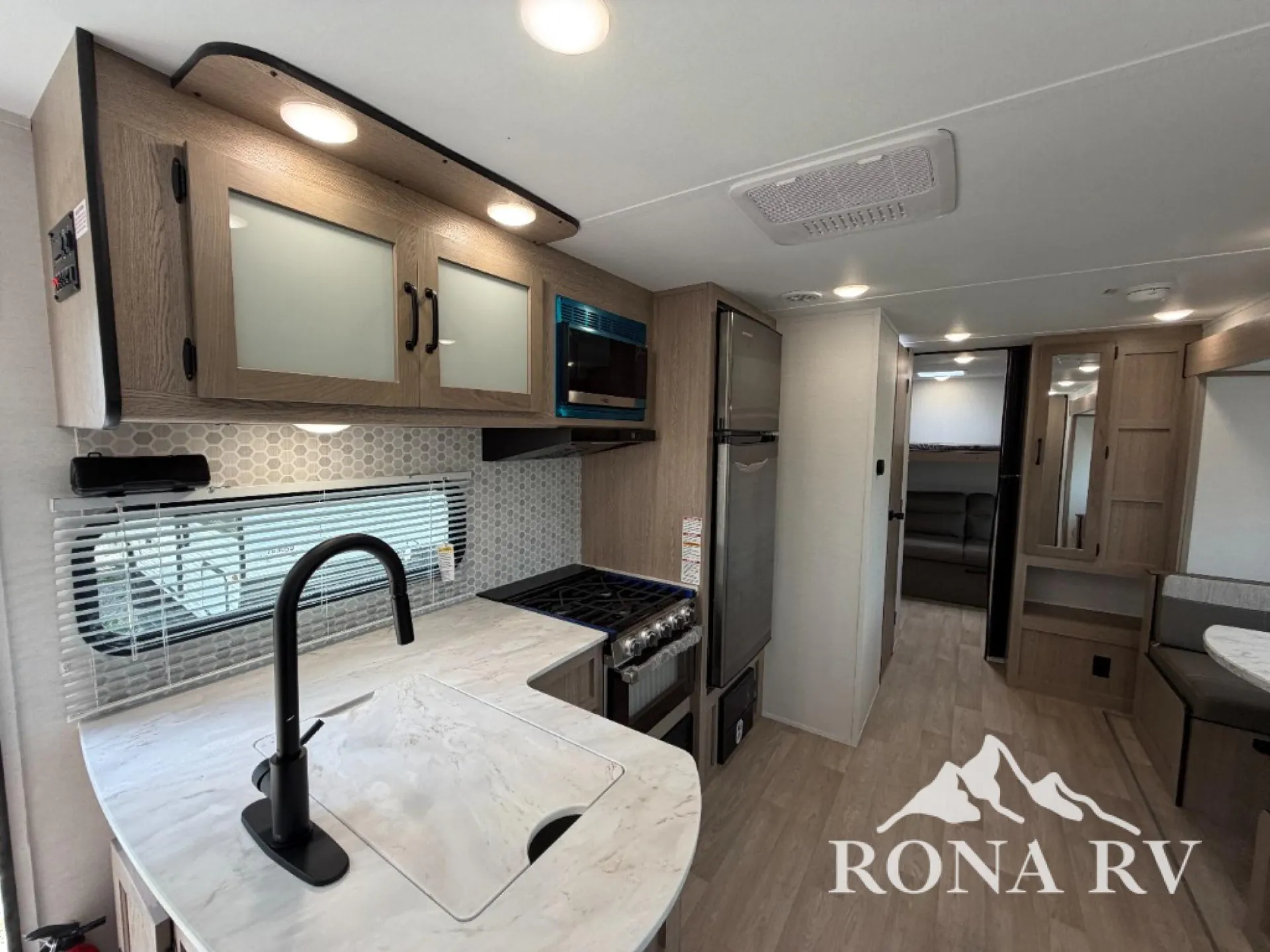 2026 Gulf Stream RV Ameri-Lite Ultra Lite 274QB - Photo 4