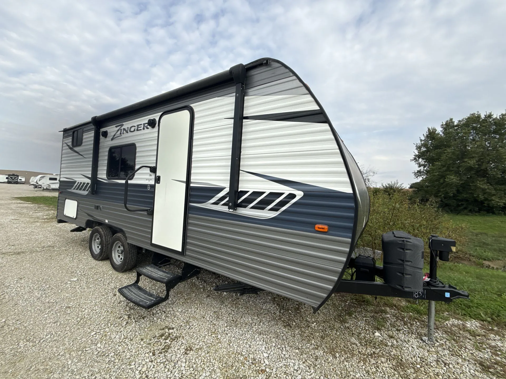 2018 CrossRoads Zinger Lite 205BH - Photo 2