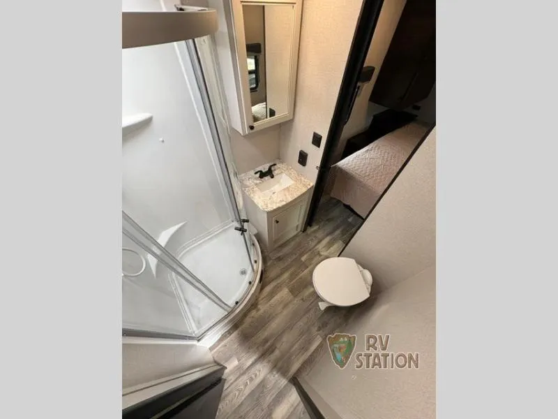 2022 Highland Ridge Range Lite 242RL - Photo 4