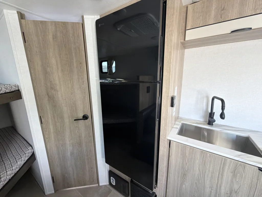 2027 Forest River Airelume 260, Photos photo 8