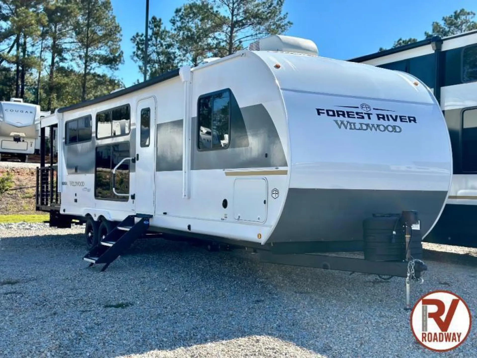 2025 Forest River Wildwood 32VERANDA dealer photo 1 from RV Roadway