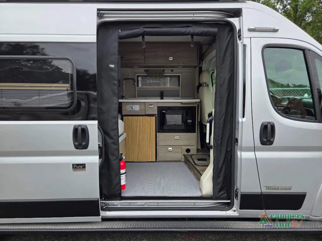 2022 Winnebago Travato 59KL, Photos photo 13