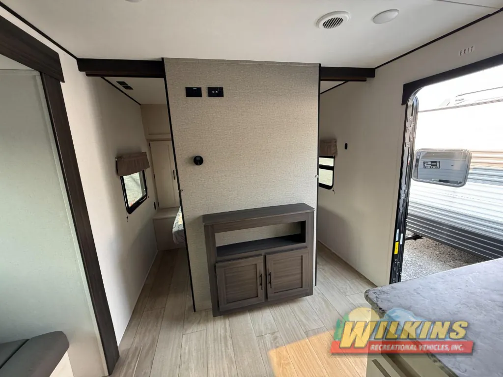 2027 Shasta RVs i-5 Edition 532BEDS, Photos photo 21