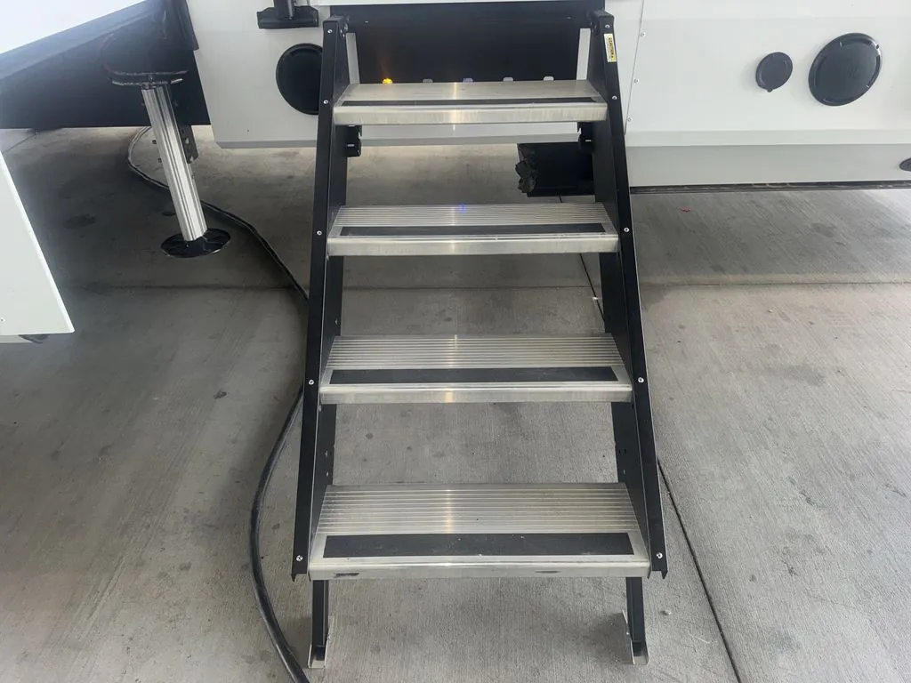 2027 Jayco Pinnacle 39DSDB - Photo 3