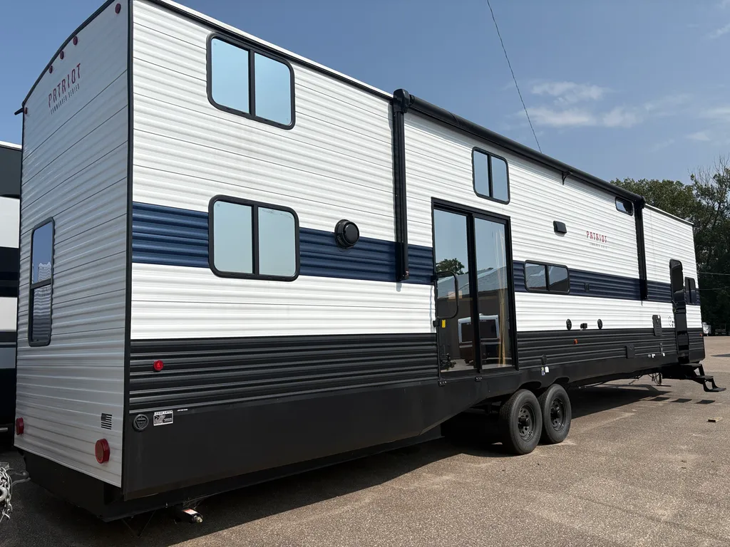 2026 Forest River Cherokee Timberwolf 39DC, Photos photo 4
