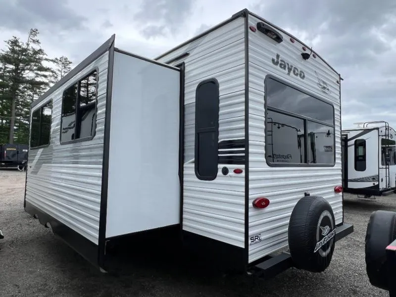 2025 Jayco Jay Flight SLX 262RLS - Photo 3