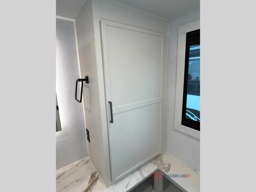2025 Brinkley Model I 265, Photos photo 11